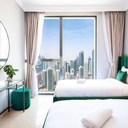 Magnificent Brand New Lux 3Br Burj & Fountain View Lägenhet Dubai Exteriör bild